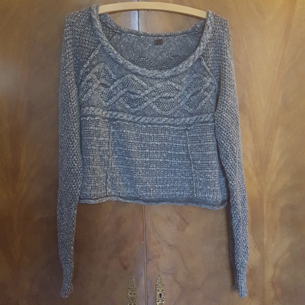 Free people gray knit cropped sweater